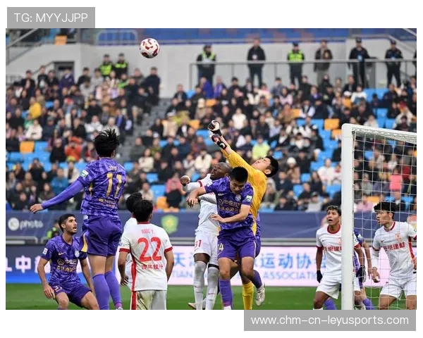 天津津门虎外围突然起脚，皮球速度非常惊人