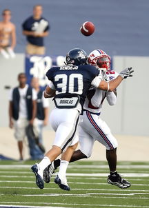 乐鱼体育平台-五大联赛是否在中场搭配中加入更多防守倾向球员，五大联赛最强中场