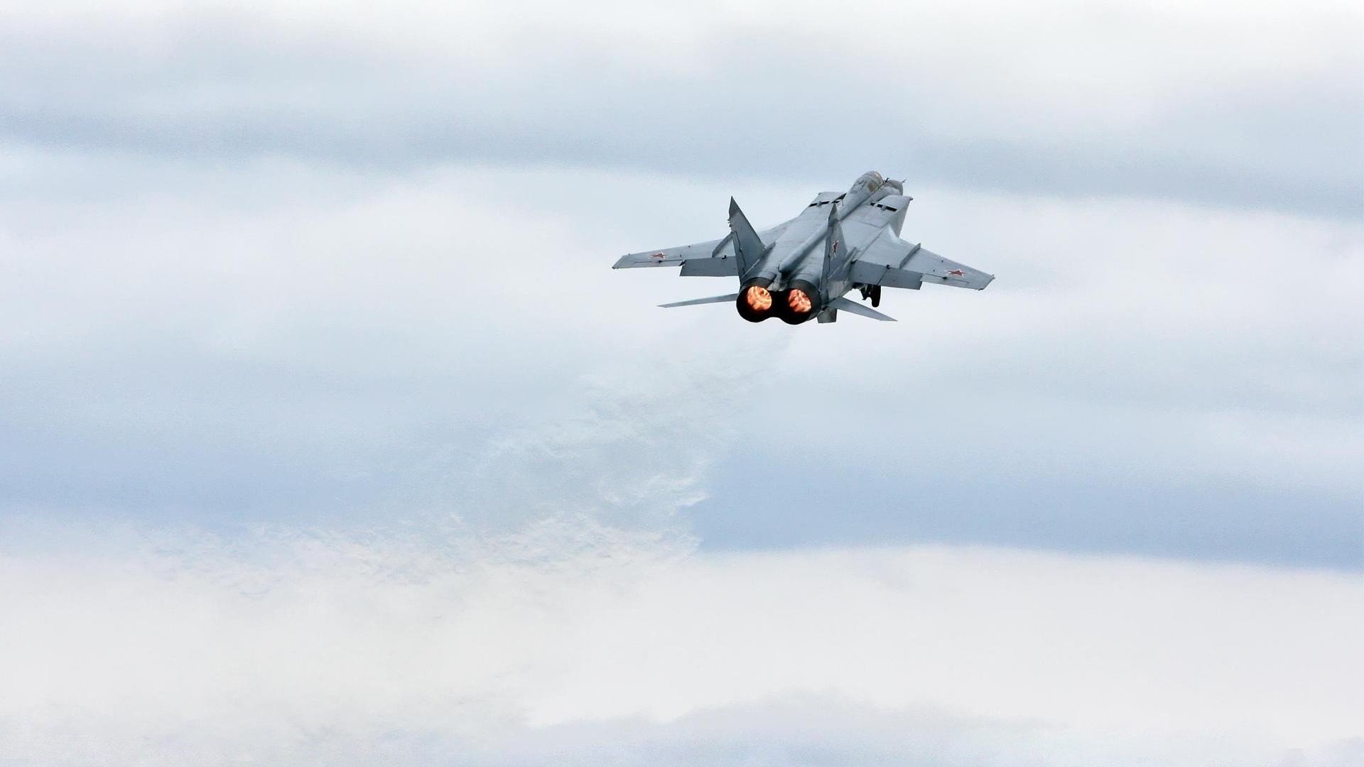 乐鱼体育直播在线-拉尼·帕利斯特决赛表现引发媒体热议,帕拉尼恩斯vs尤文都德rs