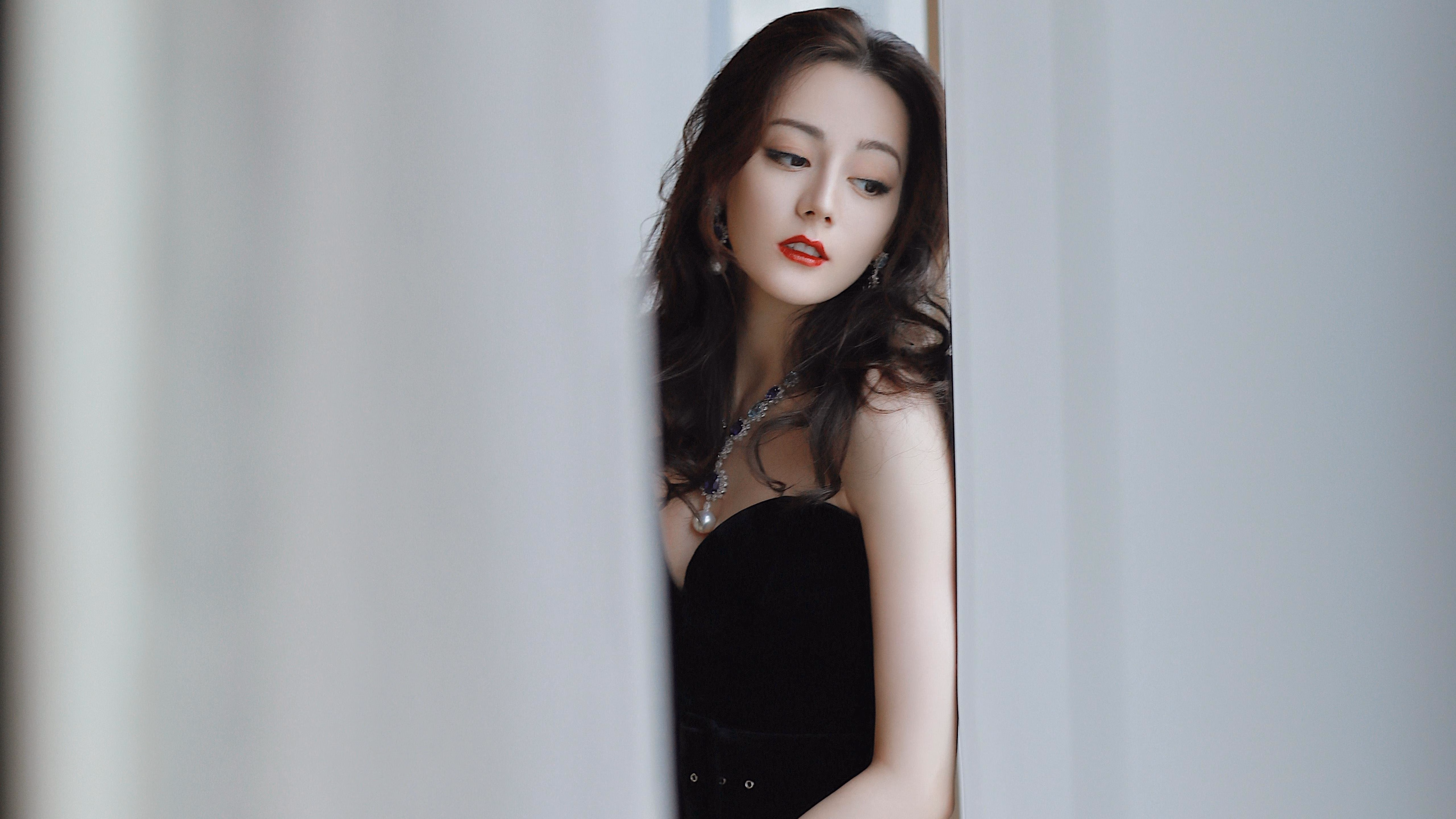 乐鱼体育入口-著名球星退役后投身公益持续为青少年篮球注入力量,篮球明星退役