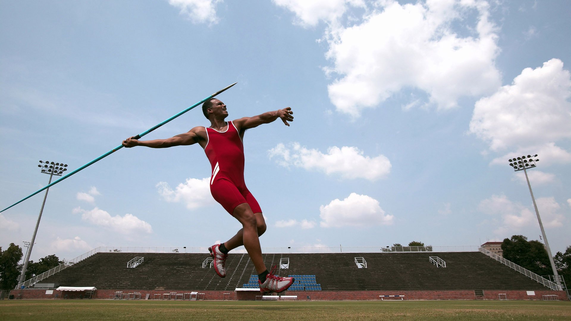 中国队用速度与协作书写辉煌篇章,中国速度帖子